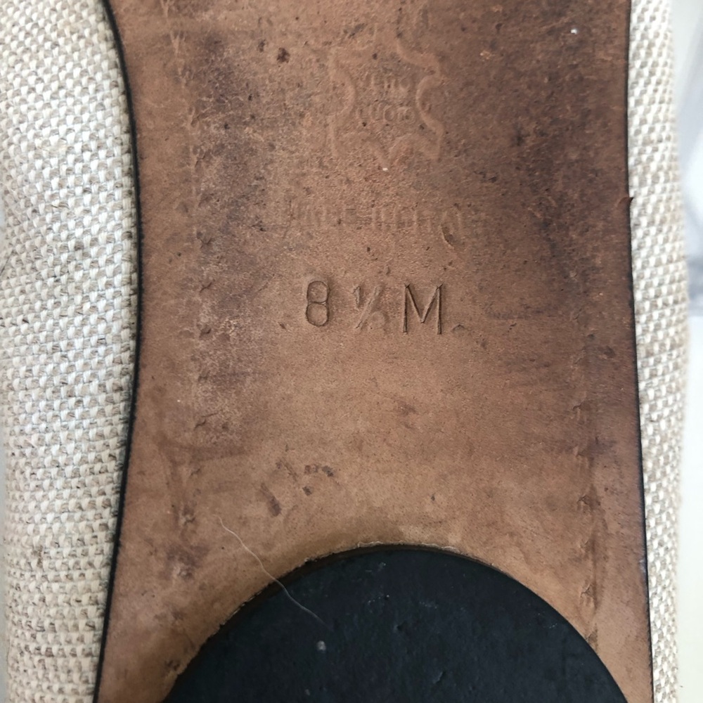 Donald J Pliner Linen and Tortoise Flats - Picture 8 of 10